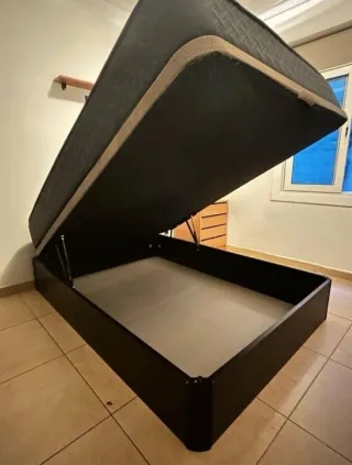 Canapés y colchones nuevos