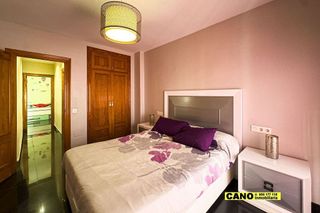 Piso en venta en Los Molinos - Villa Blanca en Almería