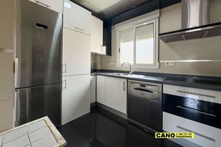 Piso en venta en Los Molinos - Villa Blanca en Almería