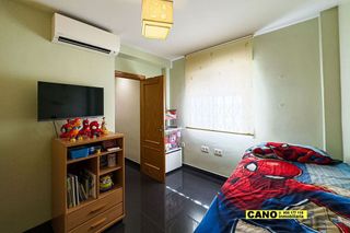 Piso en venta en Los Molinos - Villa Blanca en Almería