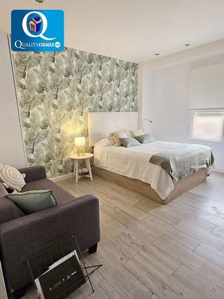 Piso en venta en Ensanche - Diputación en Alicante