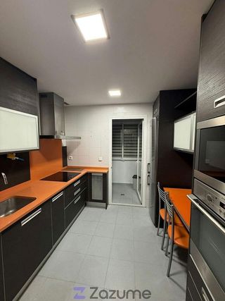 Piso en alquiler en Ensanche de Vallecas - Valdecarros en Madrid
