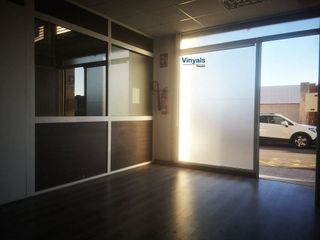 Local comercial en alquiler en Cerdanyola en Mataró