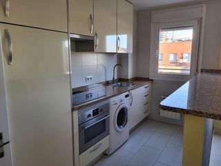 Piso en alquiler en Castillejos en Madrid