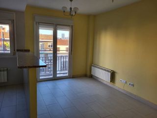 Piso en alquiler en Castillejos en Madrid