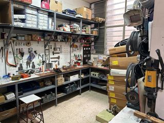 Local comercial en venta en Artigas - Llefià en Badalona