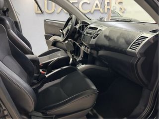 Mitsubishi Outlander 2010