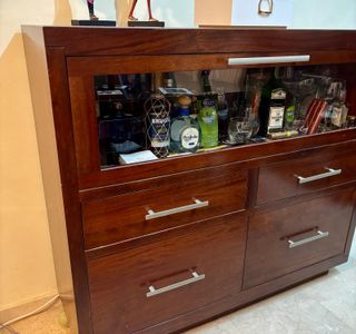 Salón Mesa Comedor + 6 Sillas + Mueble Bar