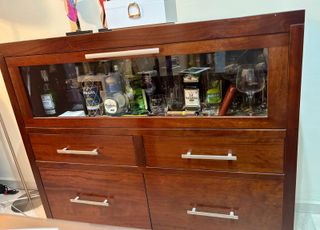 Salón Mesa Comedor + 6 Sillas + Mueble Bar