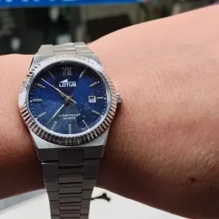 Reloj Lotus Mujer Azul y Plateado