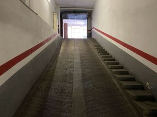 Garaje en venta en La Bordeta en Barcelona