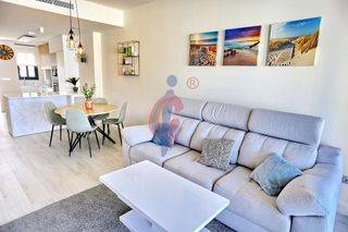 Piso en venta en Puerto Deportivo en Guardamar del Segura