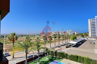 Piso en venta en Puerto Deportivo en Guardamar del Segura