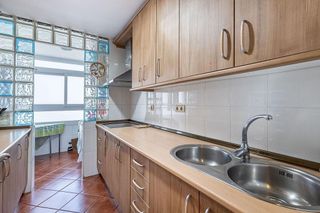 Piso en venta en San Francisco Javier en Granada