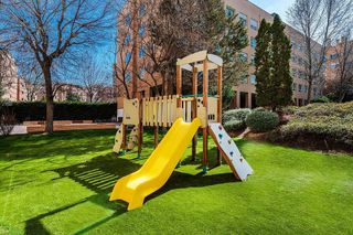 Piso en alquiler en Piovera - Conde Orgaz en Madrid