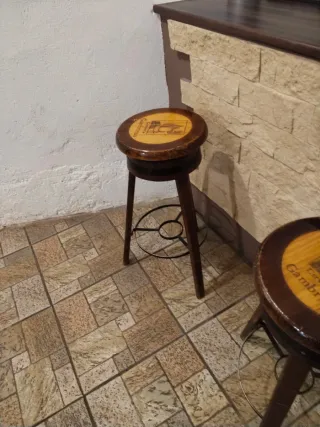 Taburetes de bar madera y metal