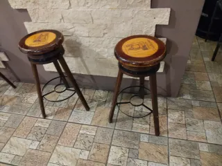 Taburetes de bar madera y metal