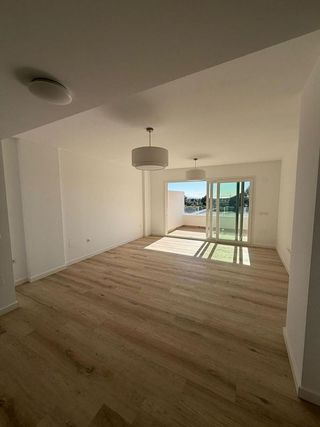 Piso en alquiler en Nueva Andalucía centro en Marbella