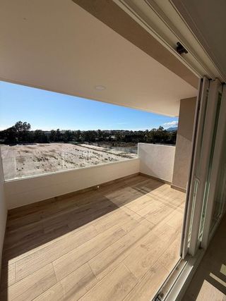 Piso en alquiler en Nueva Andalucía centro en Marbella