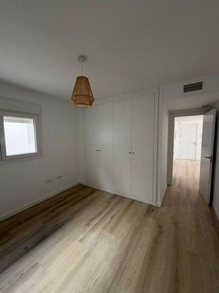 Piso en alquiler en Nueva Andalucía centro en Marbella