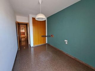 Piso en venta en Manuel