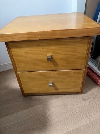 Sinfonier de madera marrón