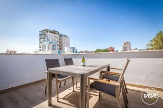 Piso en alquiler en La Carihuela en Torremolinos