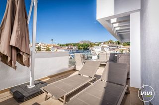 Piso en alquiler en La Carihuela en Torremolinos