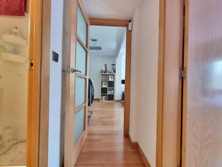 Piso en venta en Porta en Barcelona