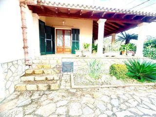 Casa adosada en venta en Lloseta