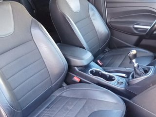 ¡SIN ENTRADA! FORD KUGA