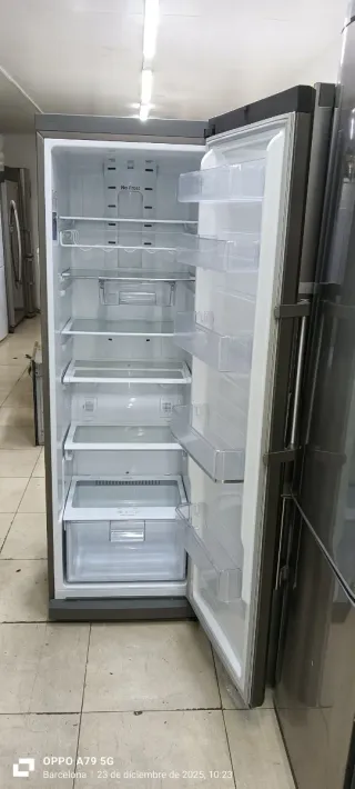 NEVERA SAMSUNG DE UNA PUERTA  NO FROST ENERGÍA A++