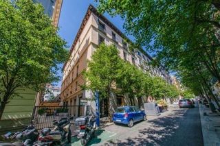 Piso en alquiler en Recoletos en Madrid