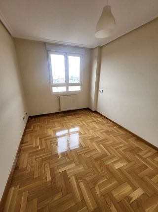 Piso en alquiler en Lugones en Siero