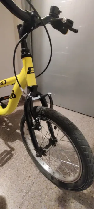 Bicicleta infantil B-PRO 16 amarilla