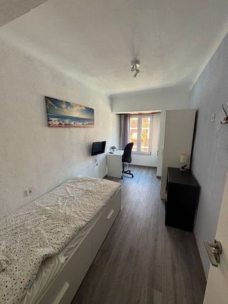 Piso en alquiler en Benalúa en Alicante