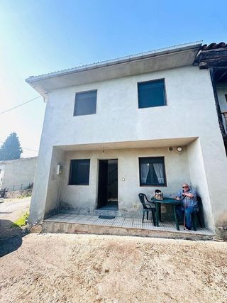 Chalet en venta en Cabranes