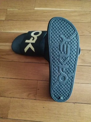 Chanclas Oakley Talla 45 Piscina/Playa
