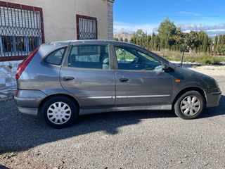 Nissan Almera 2003
