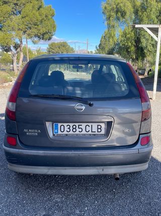 Nissan Almera 2003