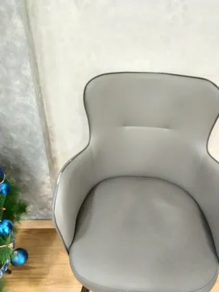 Sillas polipiel grises 7 unidades