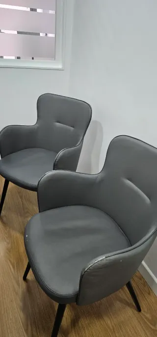 Sillas polipiel grises 7 unidades