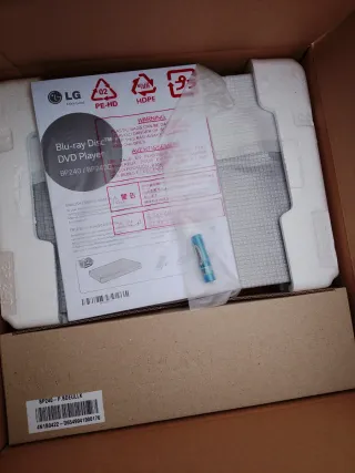Reproductor Blu-ray LG BP240 DVD