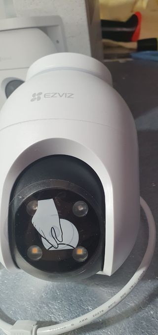 Cámara vigilancia WiFi para exteriores EZVIZ 360°
