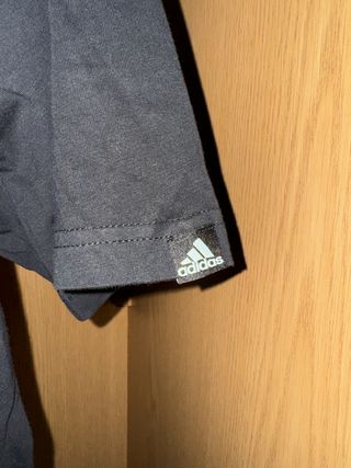 T-shirt Adidas Preta Logo Quadrado