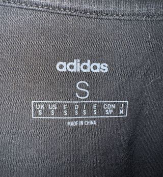 T-shirt Adidas Preta Logo Quadrado