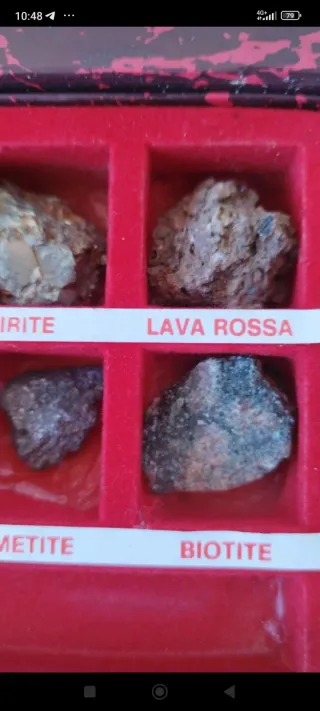 Cofanetto vintage minerali vulcanici