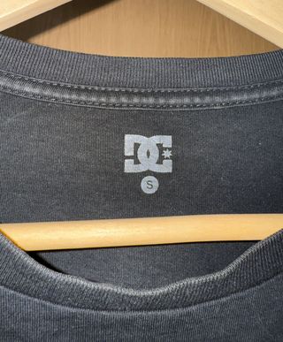 T-shirt DC Shoes Preta Gráfica
