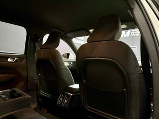 Volvo XC40 T2 Core 129cv