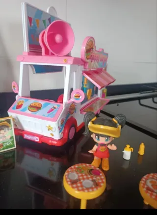 Camión Happy Burger Pin y Pon. En caja original.